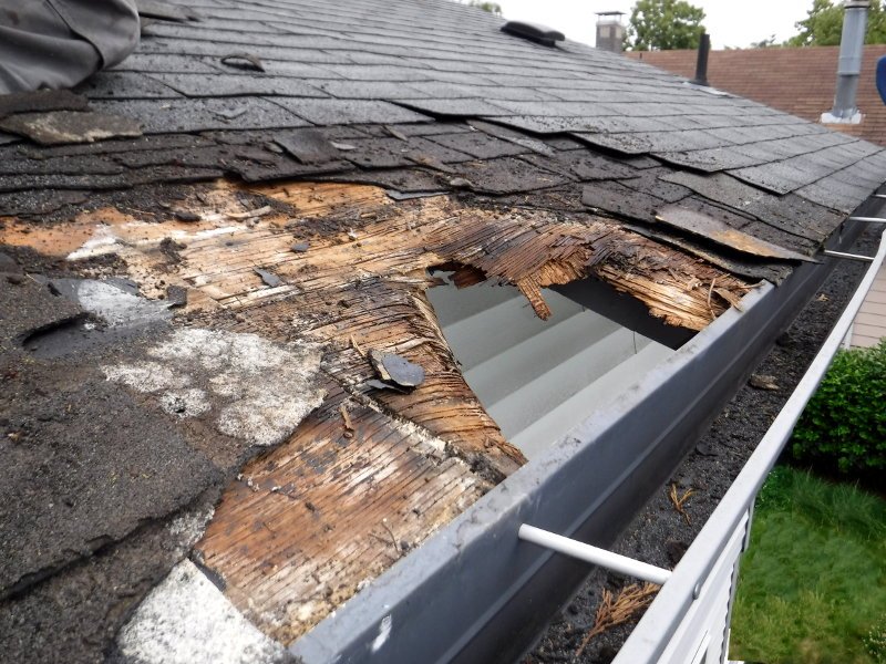 leaky roof causes