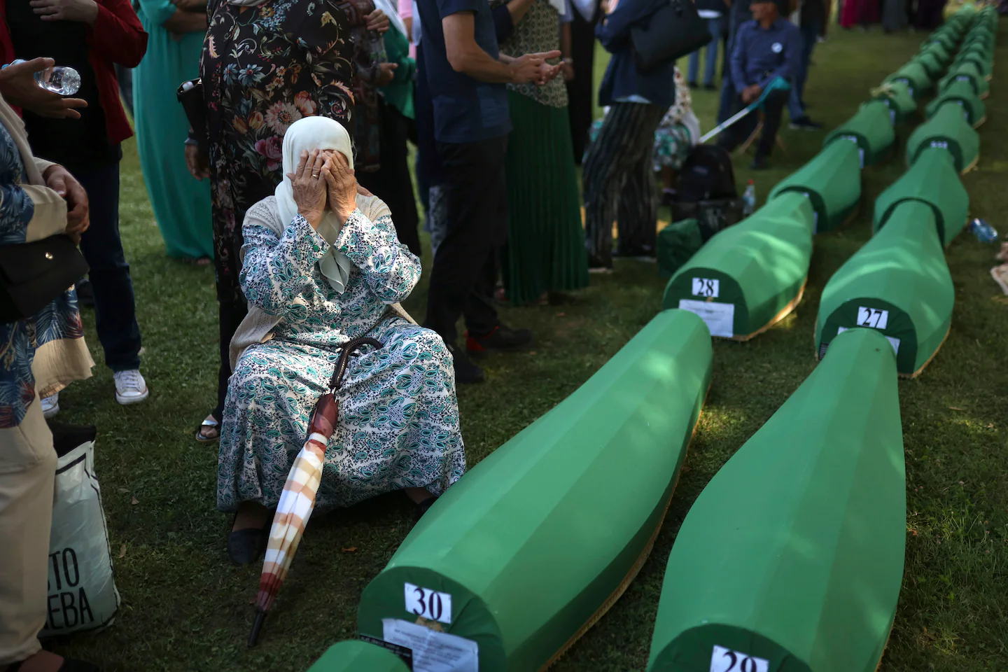 Thousands in Bosnia commemorate 1995 Srebrenica massacre