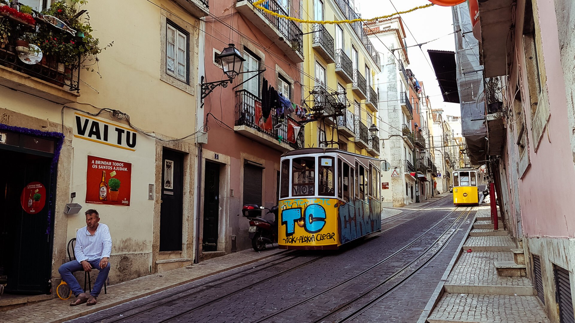 How to Get Around Lisbon
