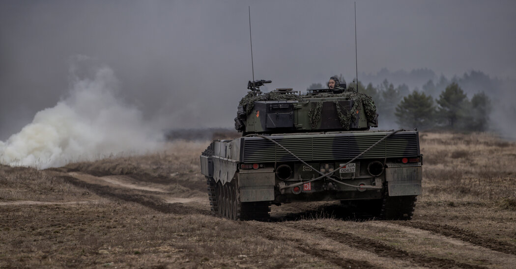 Ukrainians Demonstrate Training on Leopard Tanks in Poland